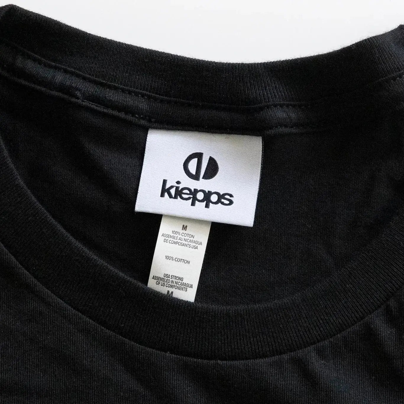 Smell My Hands Tee kiepps