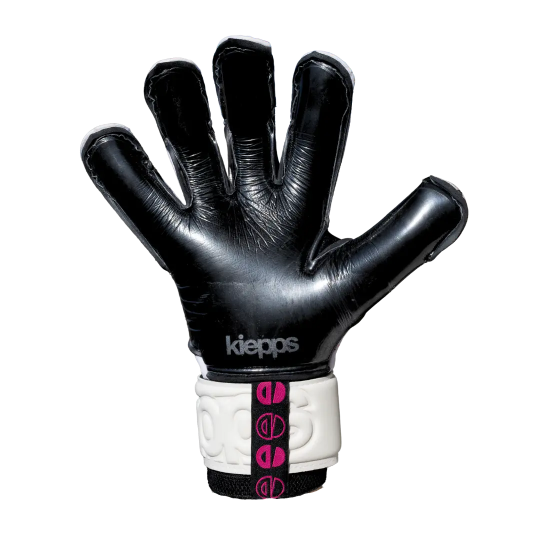 Trixtr PRO™ Leaves A Mark Goalkeeper Gloves kiepps